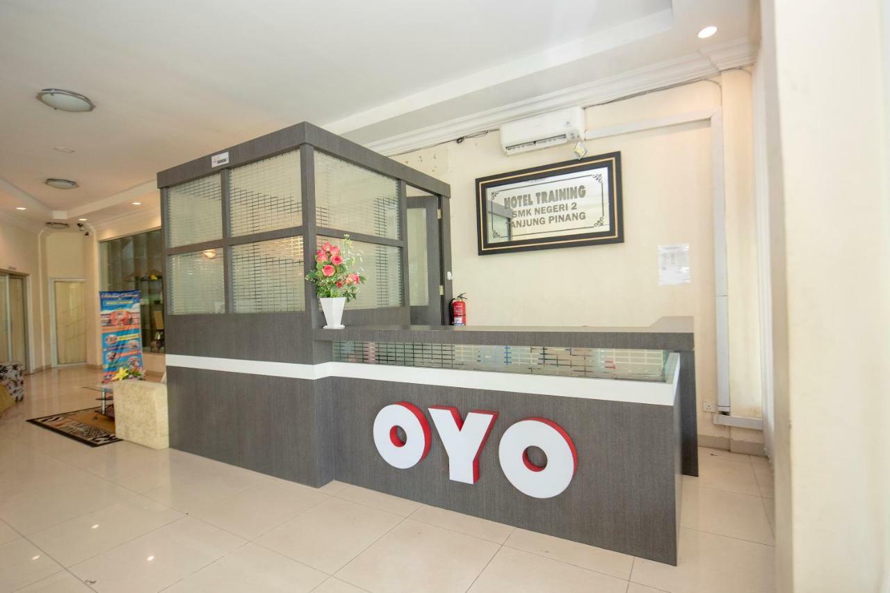 Oyo 1164 Edotel Mahligai By Smkn 2 Tanjung Pinang Exterior foto
